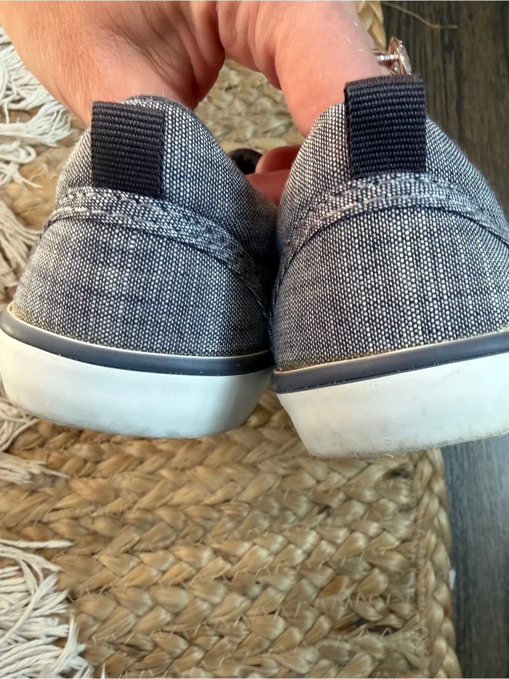 Gap toddler slip on sneakers
